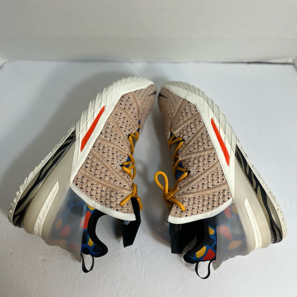 Nike LeBron XVIII 18 Majestic Ferocity Tan CW3156 900 Size 11.5